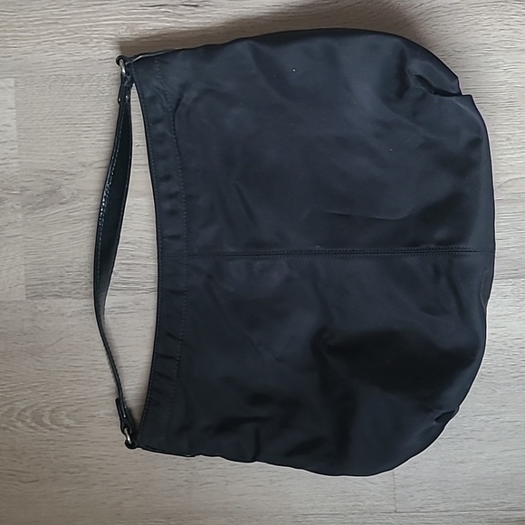 KATE SPADE SMALL DENISE NYLON BLACK HOBO/ SHOULDER BAG #PXRU1916 - Picture 4 of 7